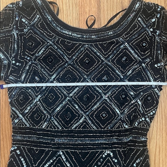 NWT Adrianna Papell Art Deco Diamond Beaded Evening Gown with Cap Sleeves - Picture 15 of 16